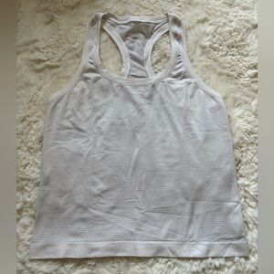 Lululemon Swiftly Racerback Tank Top 2.0 Race Length, White, 6